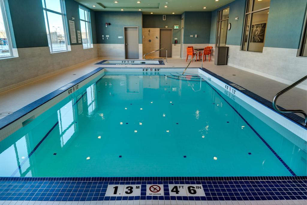Candlewood Suites West Edmonton - Mall Area By Ihg Dış mekan fotoğraf