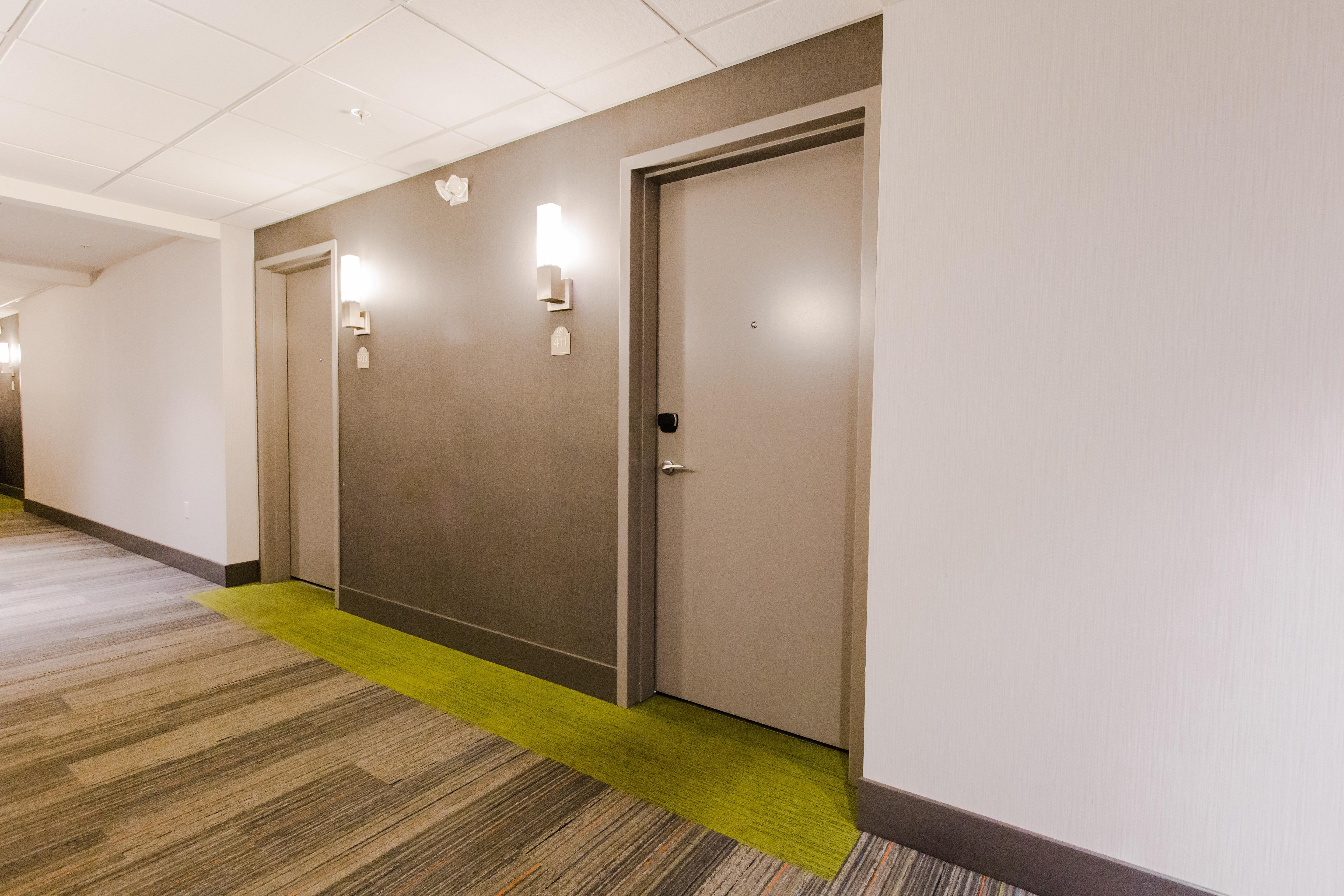 Candlewood Suites West Edmonton - Mall Area By Ihg Dış mekan fotoğraf