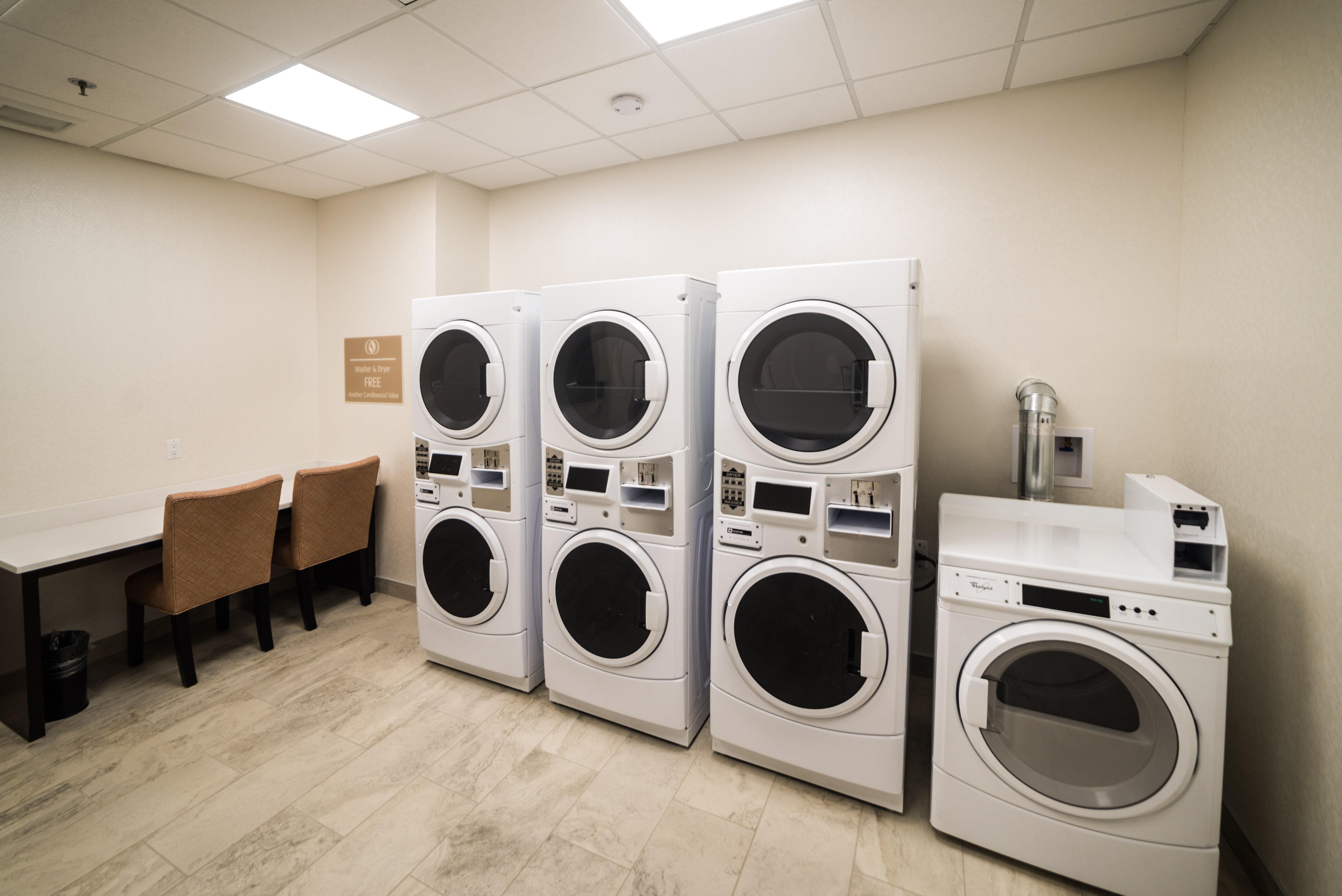 Candlewood Suites West Edmonton - Mall Area By Ihg Dış mekan fotoğraf