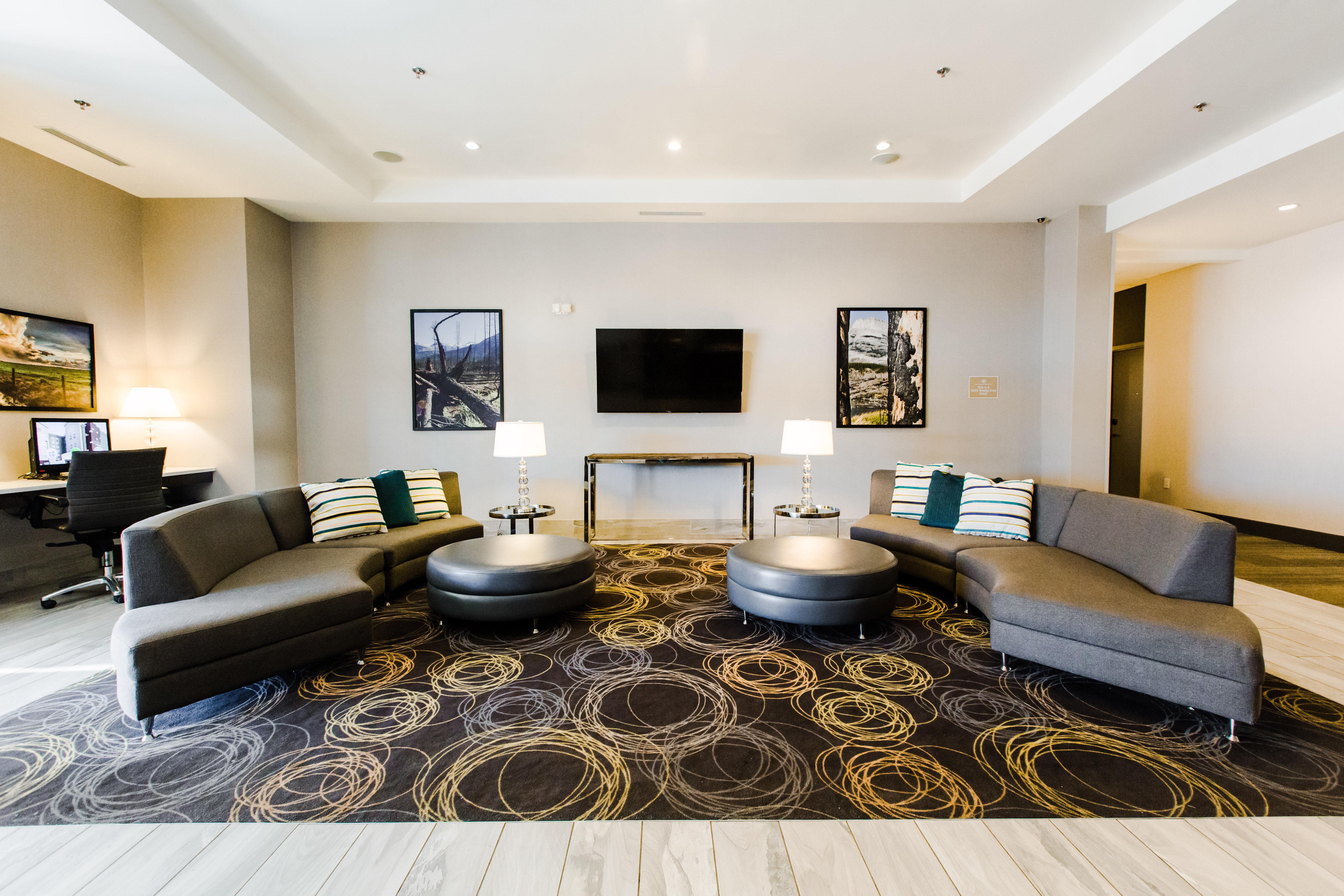 Candlewood Suites West Edmonton - Mall Area By Ihg Dış mekan fotoğraf